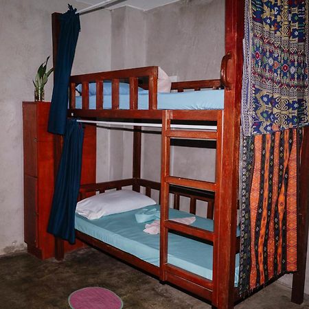 Sinag Hostel (Adults Only) General Luna  Extérieur photo