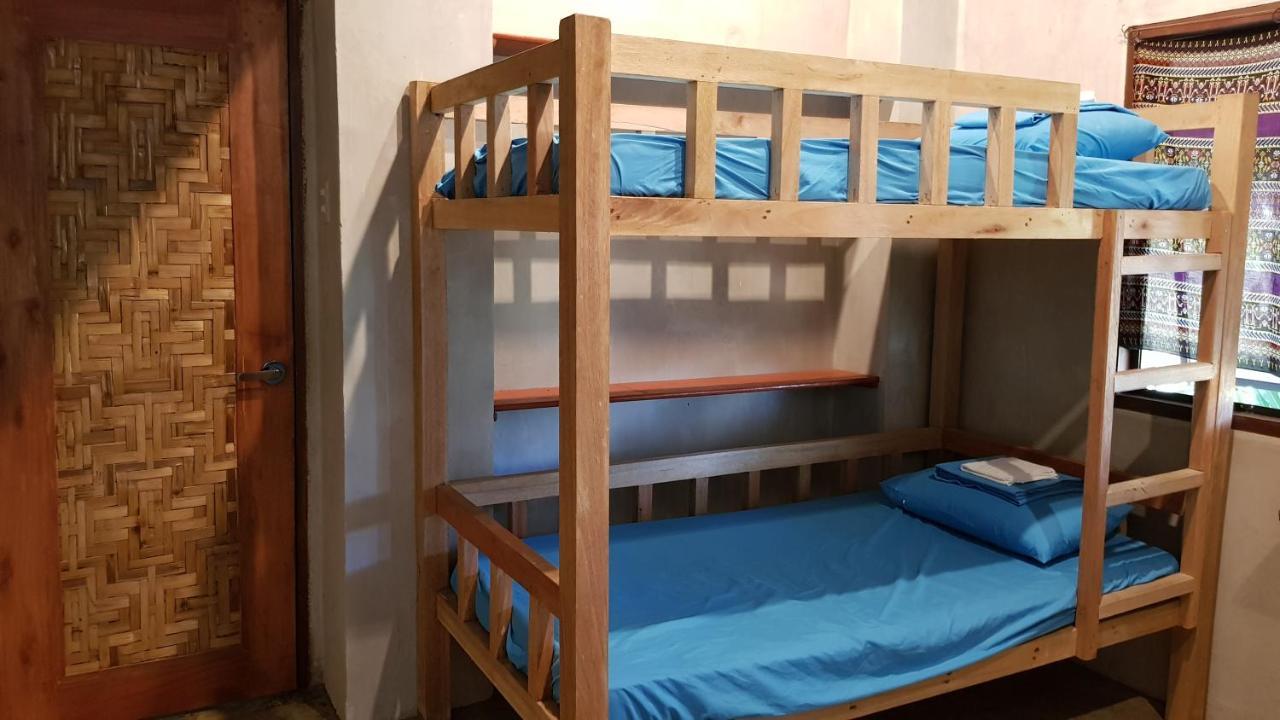 Sinag Hostel (Adults Only) General Luna  Extérieur photo