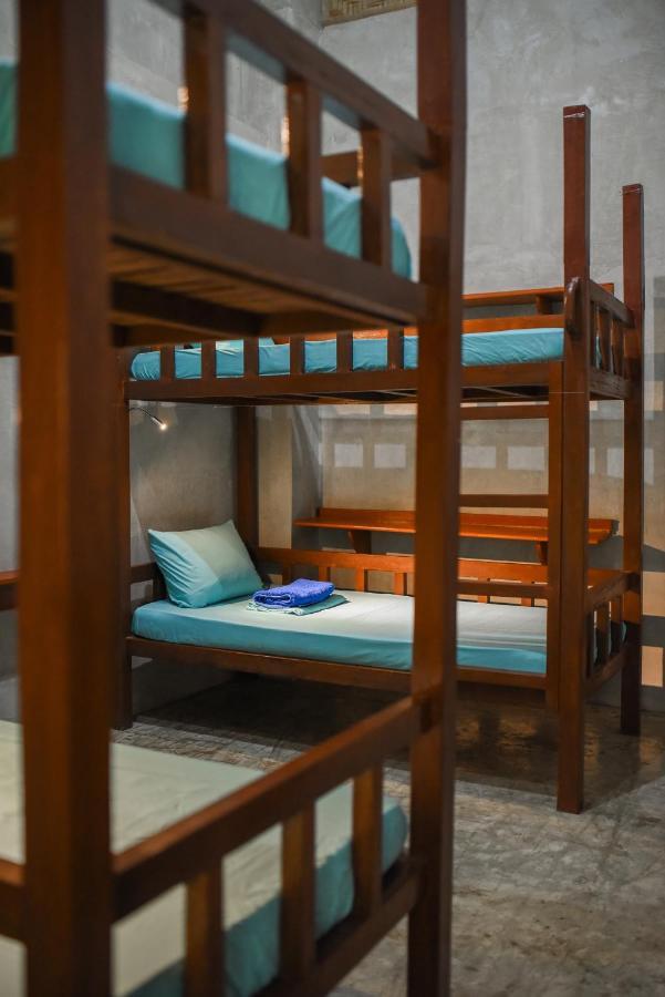 Sinag Hostel (Adults Only) General Luna  Extérieur photo