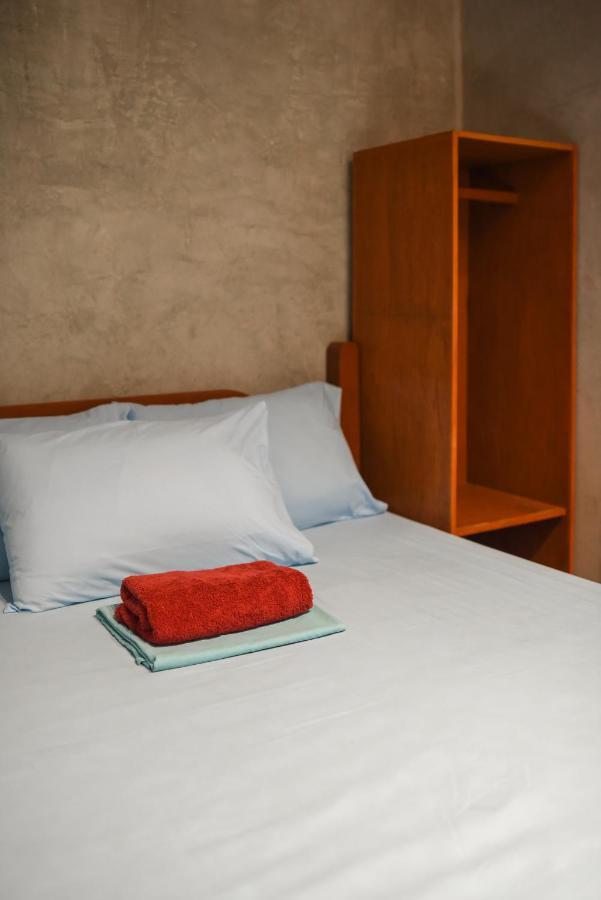Sinag Hostel (Adults Only) General Luna  Extérieur photo
