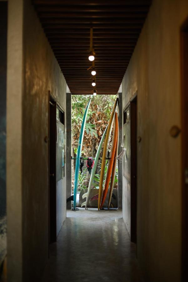 Sinag Hostel (Adults Only) General Luna  Extérieur photo