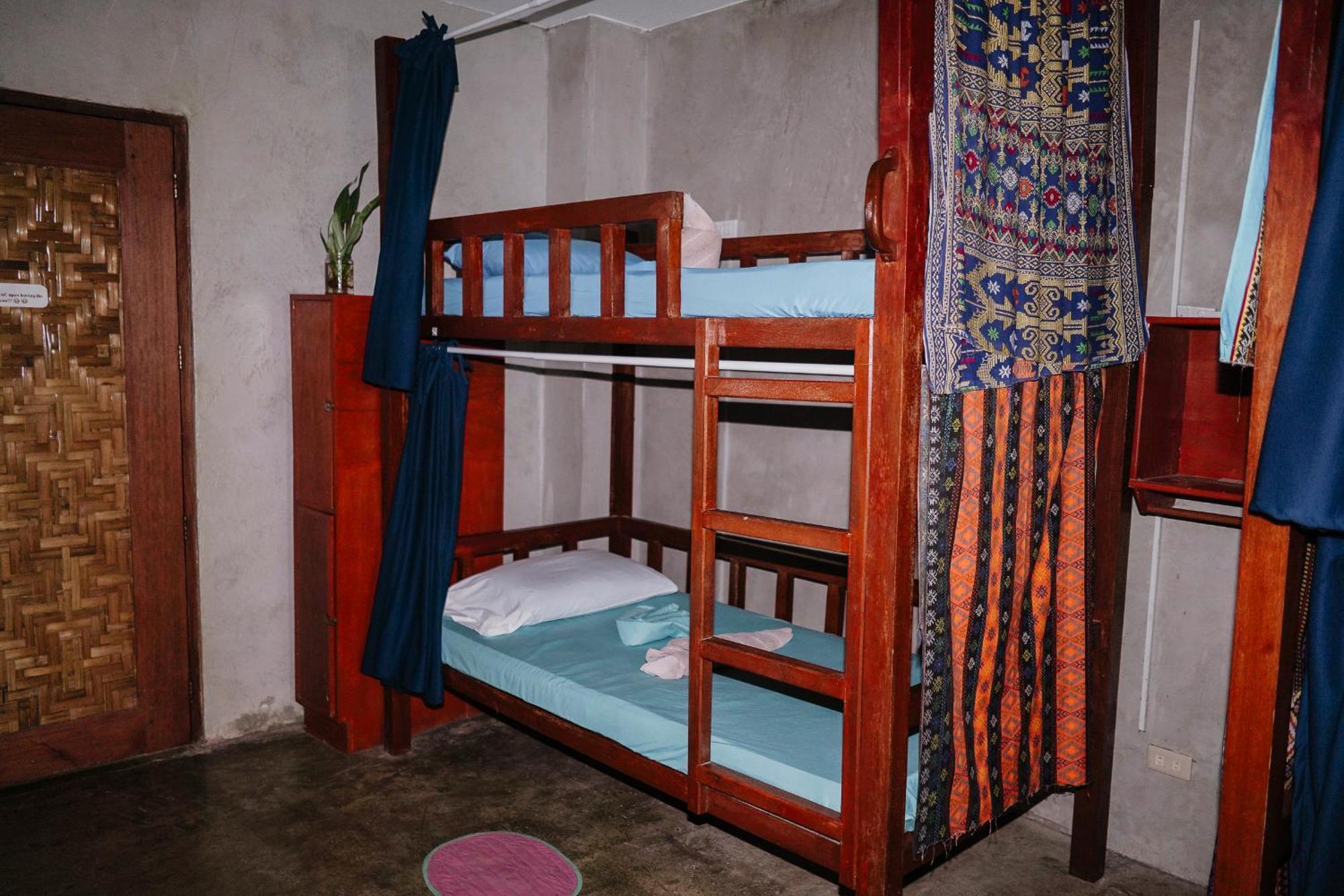Sinag Hostel (Adults Only) General Luna  Extérieur photo