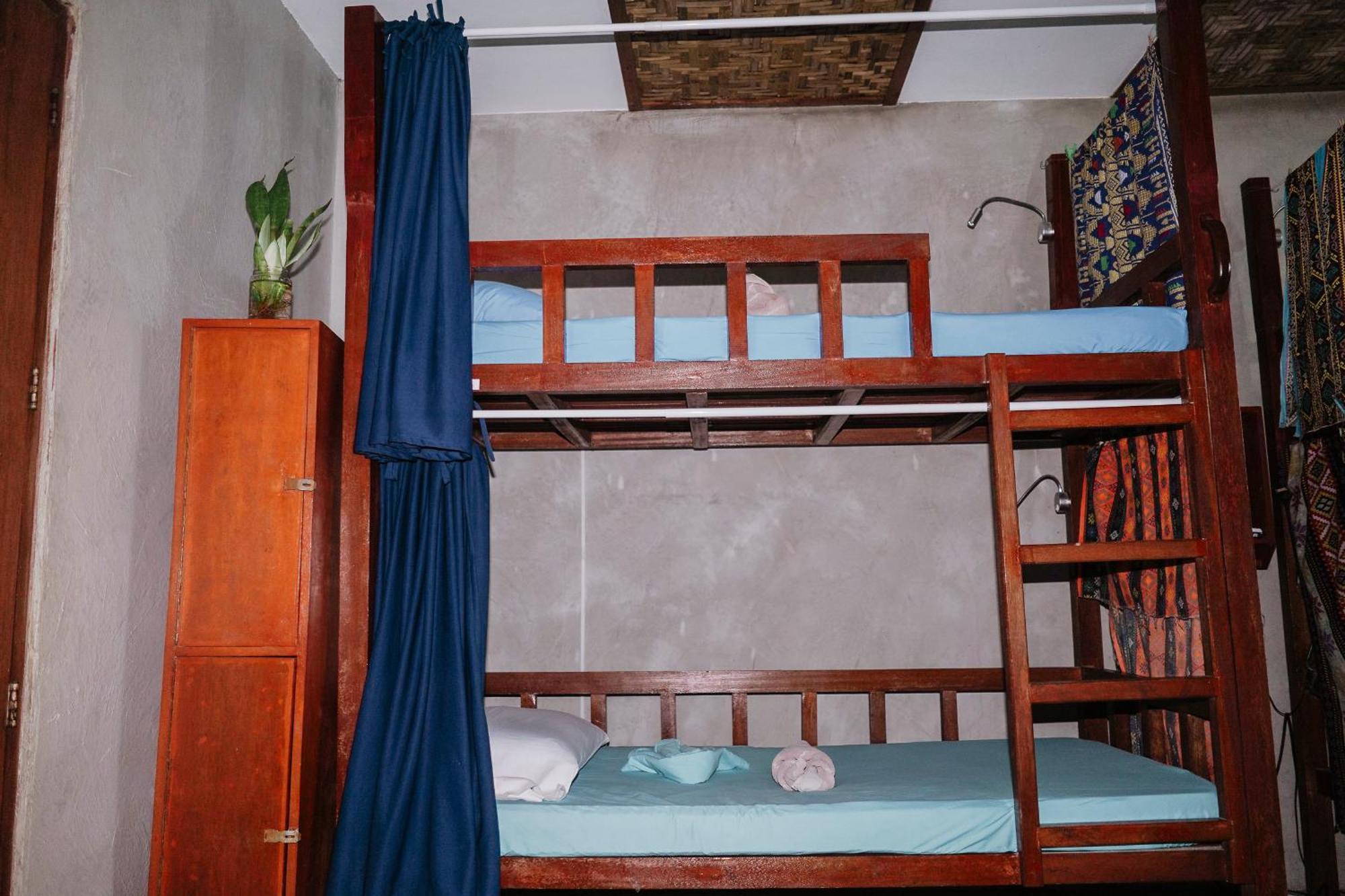 Sinag Hostel (Adults Only) General Luna  Extérieur photo